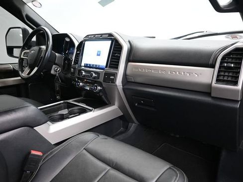 Certified 2022 Ford F250 Lariat w/ Lariat Value Package AWD/4WD image 10