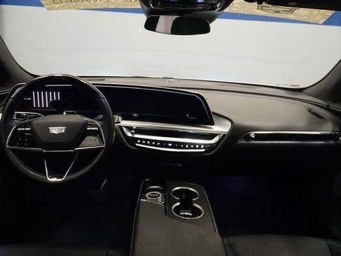 Certified 2024 Cadillac Lyriq Sport AWD/4WD image 17