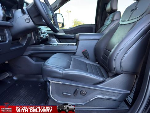 Used 2025 Ford F450 Platinum w/ FX4 Off-Road Package image 18