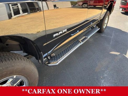 Used 2024 RAM 2500 Big Horn w/ Level 2 Equipment Group AWD/4WD image 7