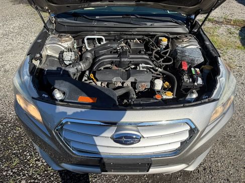 Used 2017 Subaru Legacy 2.5i Premium AWD/4WD image 11