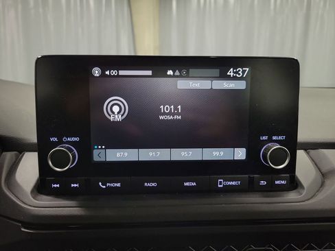 Used 2023 Honda Accord EX image 19