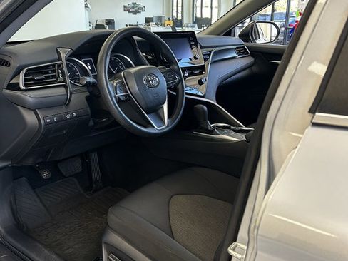 Used 2023 Toyota Camry LE image 13