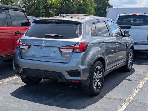 Used 2023 Mitsubishi Outlander Sport SE AWD/4WD image 3