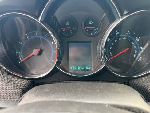 Used 2014 Chevrolet Cruze LT w/ RS Package image 9