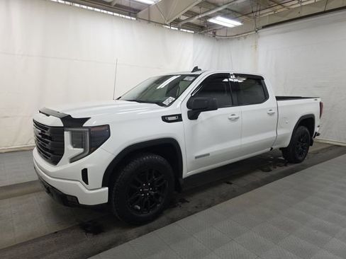 Used 2023 GMC Sierra 1500 Elevation image 45