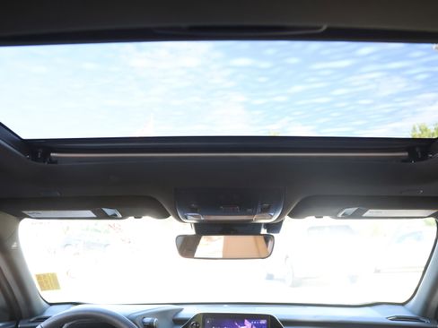 Certified 2025 Lexus UX 300h AWD w/ Accessory Package (Z2) image 30