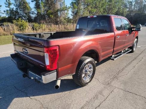 Used 2017 Ford F250 Lariat w/ Chrome Package image 4