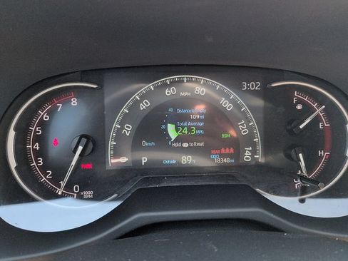 Certified 2025 Toyota RAV4 XLE FWD image 21
