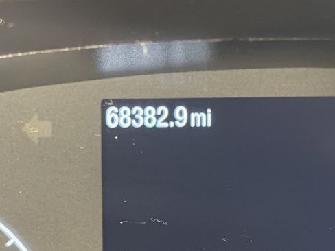 Used 2024 Ford Transit 350 XLT image 5