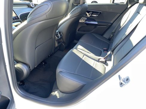 New 2026 Mercedes-Benz GLC 300 image 36