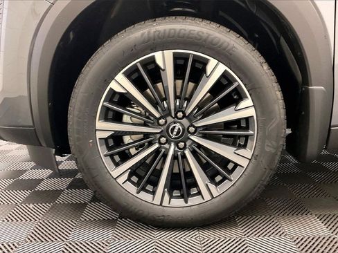 New 2026 Nissan Pathfinder Platinum image 12