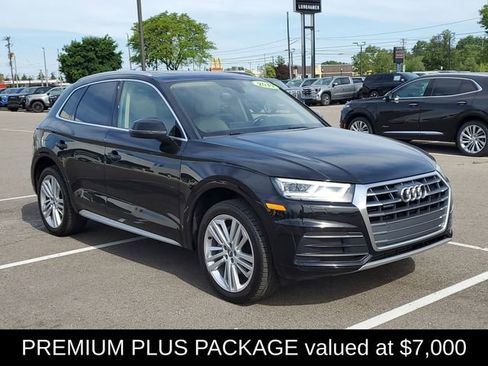 Used 2019 Audi Q5 2.0T Premium Plus w/ Premium Plus Package AWD/4WD image 3