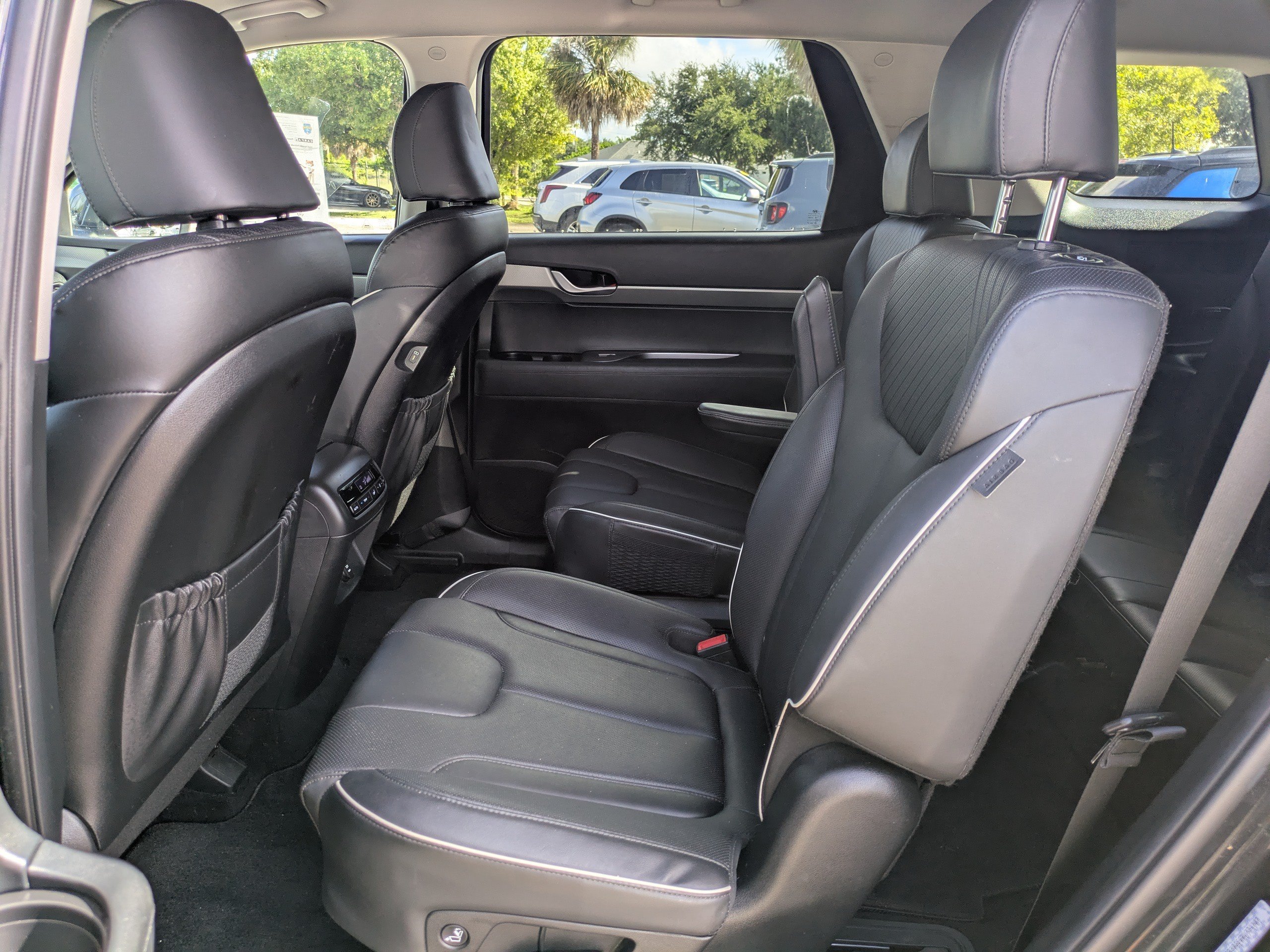 Used 2024 Hyundai Palisade SEL AWD/4WD image 13