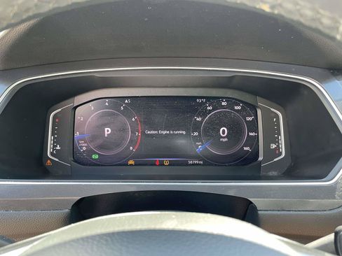 Used 2020 Volkswagen Tiguan SEL FWD image 11