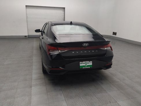 Used 2022 Hyundai Elantra SEL FWD image 6