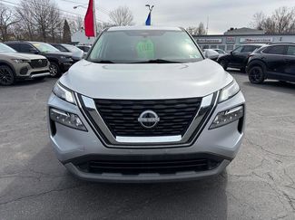 Used 2022 Nissan Rogue SV video 2