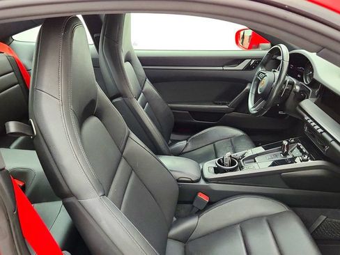 Used 2020 Porsche 911 Carrera RWD image 21