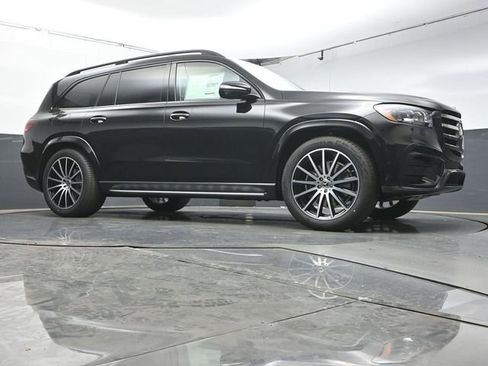New 2026 Mercedes-Benz GLS 450 4MATIC image 34