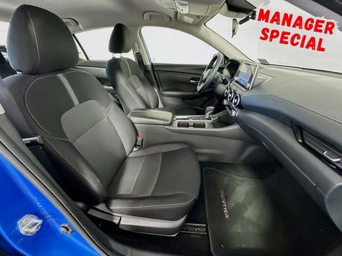 Used 2024 Nissan Sentra SV FWD image 25