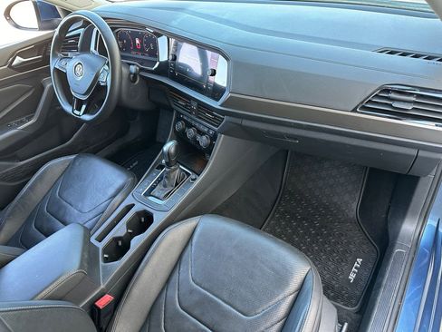Used 2020 Volkswagen Jetta SEL Premium image 23