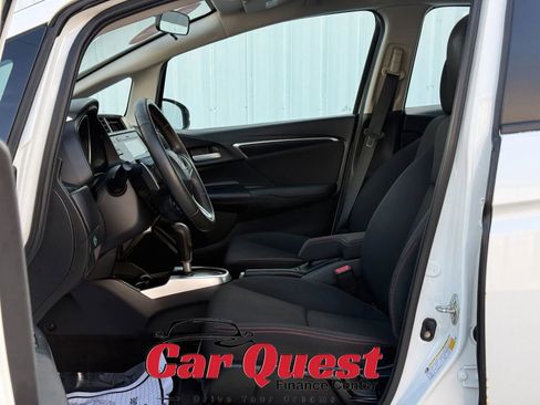 Used 2018 Honda Fit Sport image 9