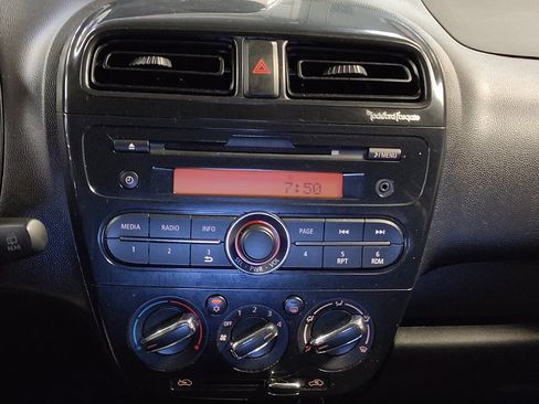 Used 2017 Mitsubishi Mirage ES image 25