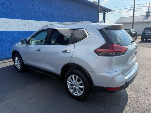 Used 2018 Nissan Rogue SV w/ Premium Package AWD/4WD image 18