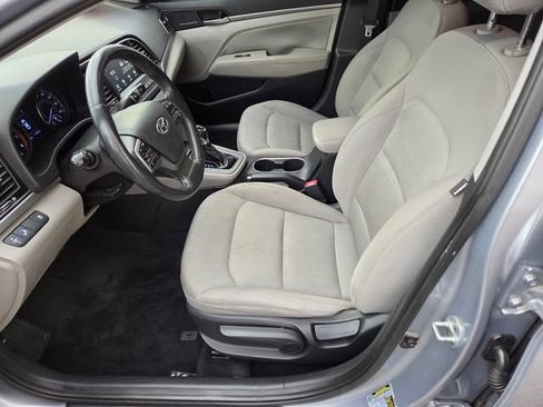 Used 2017 Hyundai Elantra SE w/ SE A/T Tech Package 03 FWD image 10