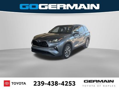 Used 2023 Toyota Highlander Limited
