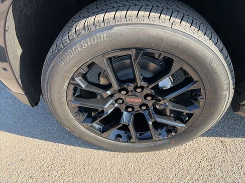 New 2026 GMC Yukon Elevation w/ LPO, Floor Liner Package image 10