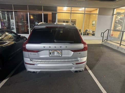 Used 2018 Volvo XC60 T6 Inscription w/ Luxury Seat Package image 4