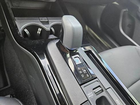 Used 2024 Toyota Prius XLE image 11