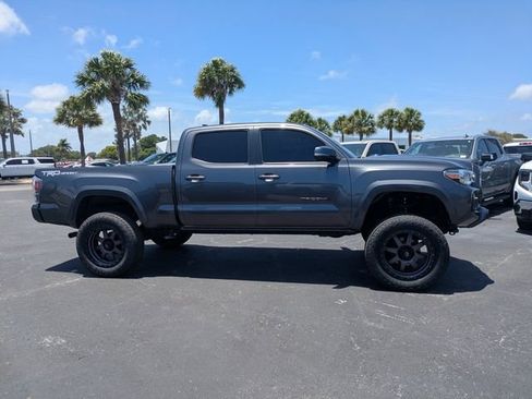Used 2021 Toyota Tacoma TRD Sport RWD image 3