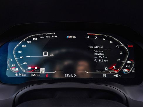 Used 2021 BMW M4 Coupe w/ Executive Package RWD image 25