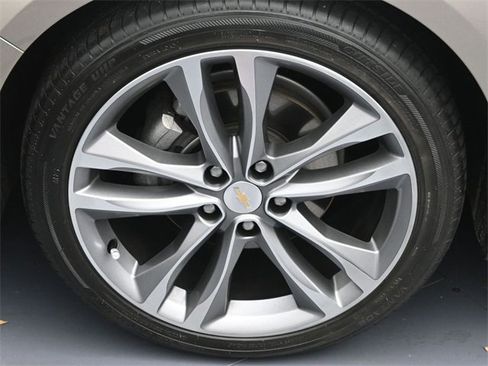 Used 2024 Chevrolet Malibu LT image 7