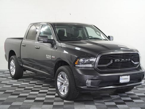 Used 2018 RAM 1500 Sport w/ Convenience Group AWD/4WD image 8