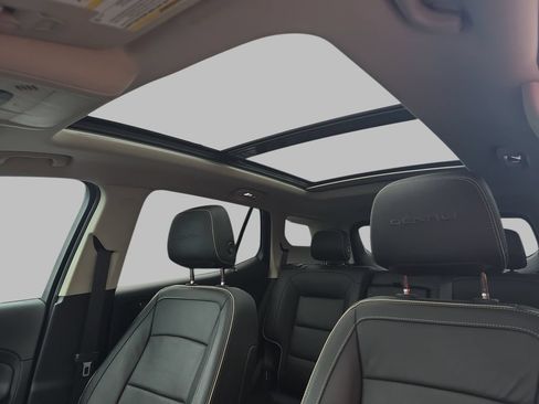 Certified 2019 GMC Terrain Denali w/ Advanced Safety Package AWD/4WD image 33