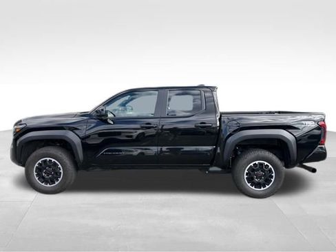 Used 2024 Toyota Tacoma TRD Sport image 8