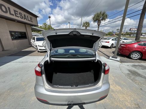 Used 2015 Kia Forte LX image 10