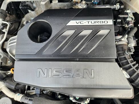 Used 2023 Nissan Rogue SV FWD image 28