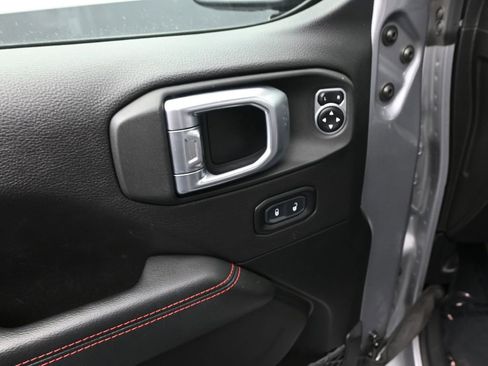 Used 2020 Jeep Wrangler Unlimited Rubicon w/ Quick Order Package 28Y Recon image 18