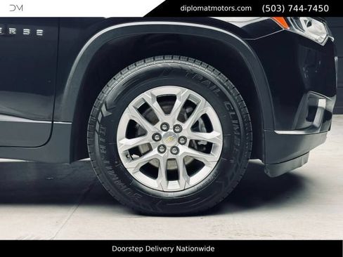Used 2019 Chevrolet Traverse LT AWD/4WD image 46