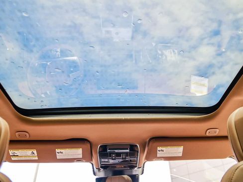New 2026 Land Rover Range Rover SE AWD/4WD image 16