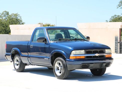 Used 2003 Chevrolet S10 Pickup LS RWD image 19