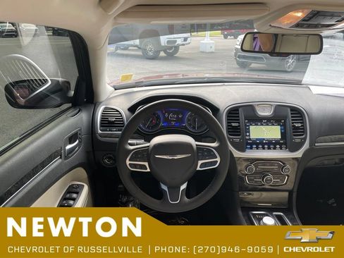Used 2023 Chrysler 300 Touring L w/ Popular Equipment Group RWD image 19