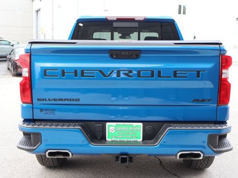 Used 2023 Chevrolet Silverado 1500 RST w/ Convenience Package II AWD/4WD image 4