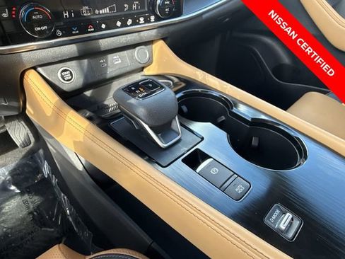 Certified 2023 Nissan Rogue Platinum w/ Platinum Premium Package image 19