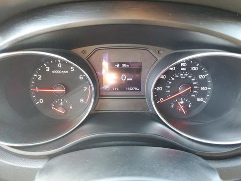 Used 2019 Kia Sedona EX w/ Paint Protection Package image 15