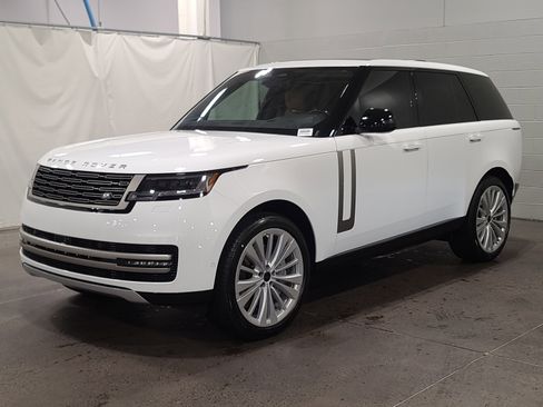 New 2026 Land Rover Range Rover SE image 1